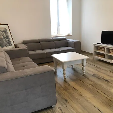 Jolie Pensee Charmante Maison A La Campagne